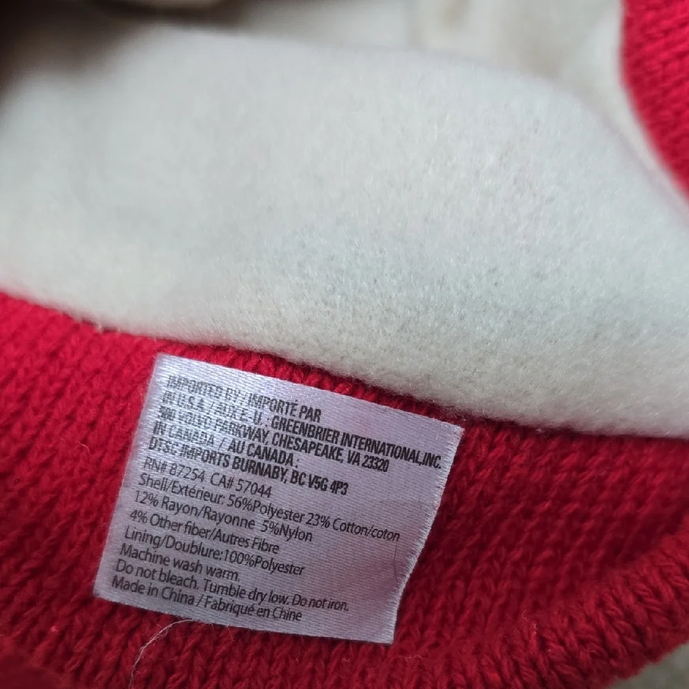 Red Snowflake Knit Beanie